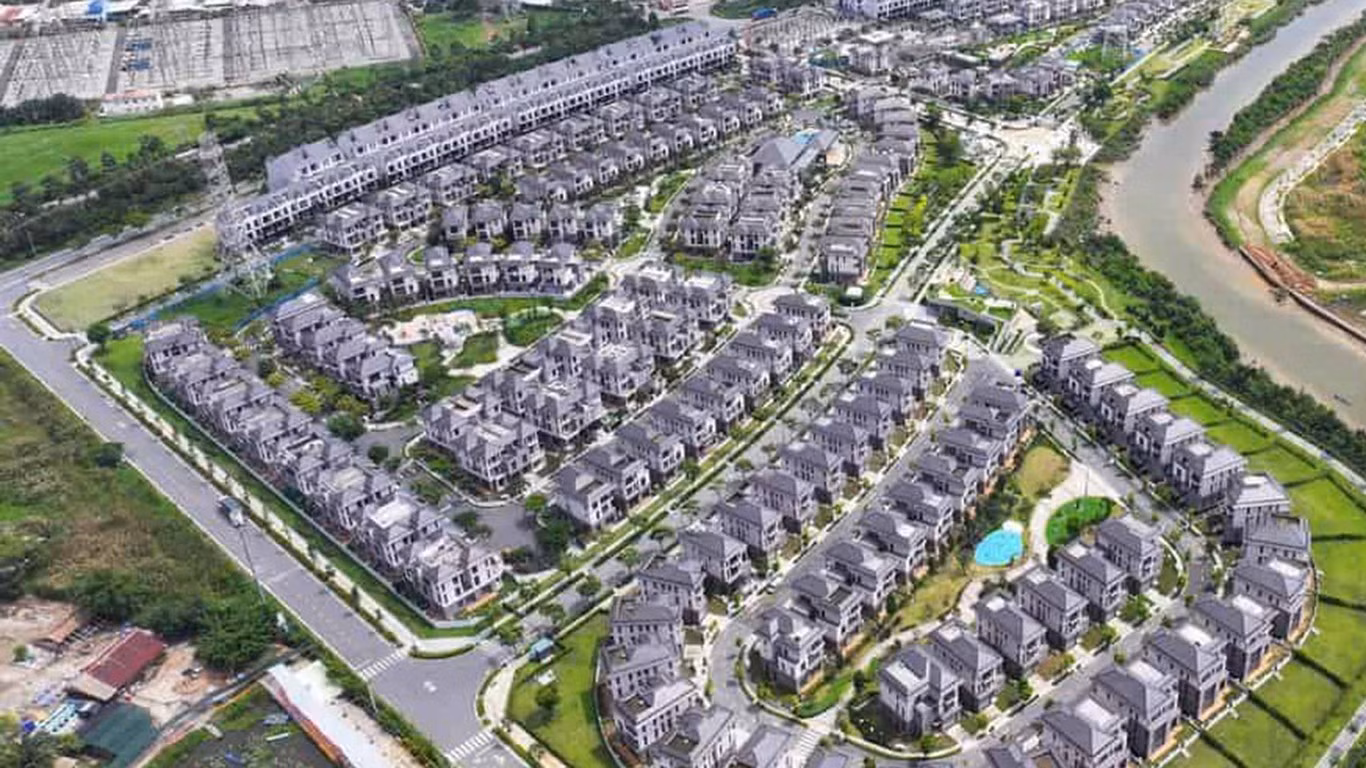 Dự Thảo Luật Nhà Ở Sửa Đổi: Chính Thức “Khóa Van” Người Nước Ngoài Mua Biệt Thự, Liền Kề?